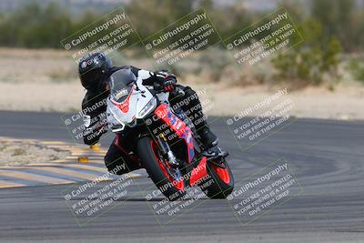 media/Mar-14-2024-Racers Edge (Thu) [[4dba5072a2]]/B Group/Session 3 Turn 4/
